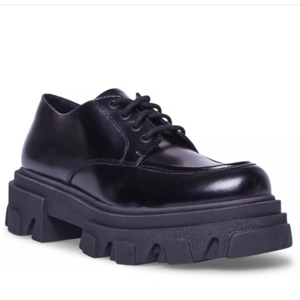 Steve Madden chunky Oxford. Only worn once!